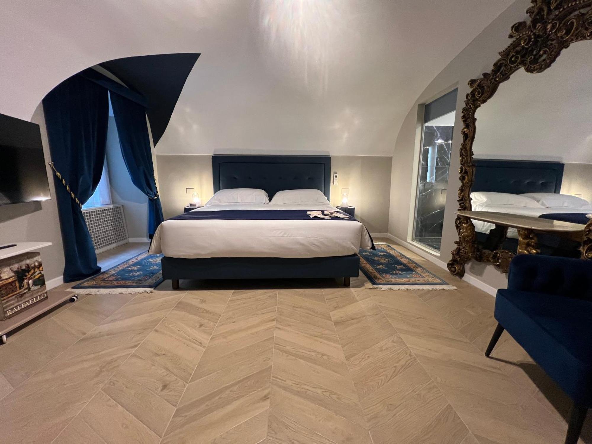 Luxury Blue Suites- Imperial * Roma